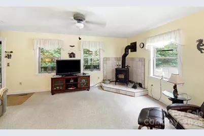 37 Pine Bluff Road, Hendersonville, NC 28792 - Photo 5