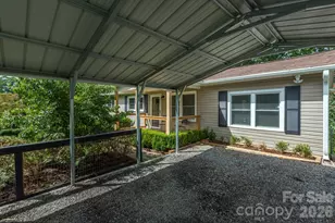 16 Oakley Dogwood Dr, Asheville, NC 28803 - Photo 9