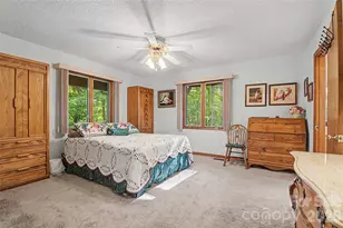 383 Ravenwood Ln, Horse Shoe, NC 28742 - Photo 23