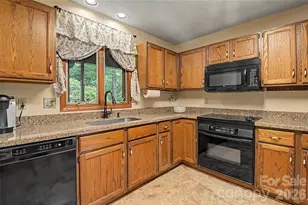 383 Ravenwood Ln, Horse Shoe, NC 28742 - Photo 13
