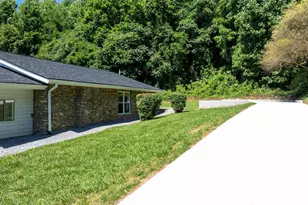 65 Mc Dowell St, Old Fort, NC 28762 - Photo 27