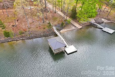 21229 Lake Run Drive, Charlotte, NC 28278 - Photo 31