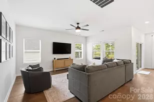 6234 Barcelona Wy, Charlotte, NC 28214 - Photo 9