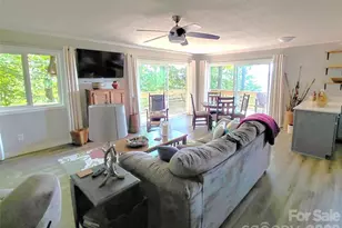 314 Blackberry Ln, Clyde, NC 28721 - Photo 5