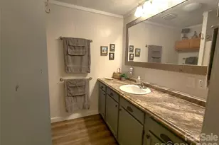 314 Blackberry Ln, Clyde, NC 28721 - Photo 17