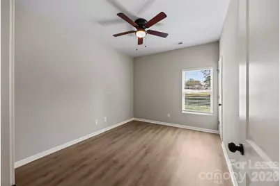 3130 Celia Avenue, Charlotte, NC 28216 - Photo 11