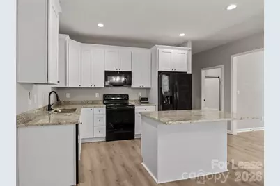 3130 Celia Avenue, Charlotte, NC 28216 - Photo 7