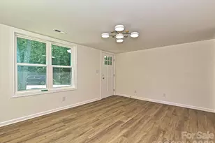 1228 Wilmington Ave, Statesville, NC 28677 - Photo 3
