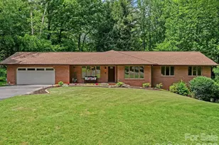 11 Grenadier Ct, Candler, NC 28715 - Photo 1