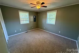 2076 S Fork Dr, Morganton, NC 28655 - Photo 21