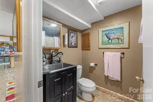 10 Oak Leaf Ln, Arden, NC 28704 - Photo 19