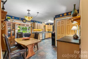 10 Oak Leaf Ln, Arden, NC 28704 - Photo 5