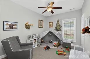 1047 Curry Way, Matthews, NC 28104 - Photo 31