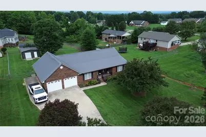 1323 Worthington Place, Lincolnton, NC 28092 - Photo 3