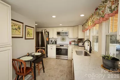 3084 W Main Street, Claremont, NC 28610 - Photo 5
