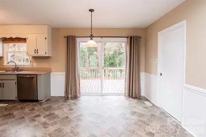 518 Brook Forest Drive, Belmont, NC 28012 - Photo 9