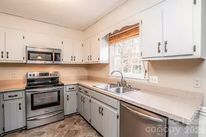 518 Brook Forest Drive, Belmont, NC 28012 - Photo 11