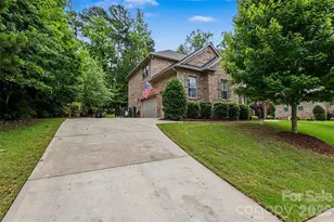 16524 Crosshaven Dr, Charlotte, NC 28278 - Photo 33