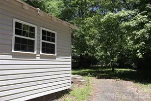 305 E Division Ave, Salisbury, NC 28144 - Photo 11