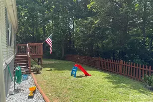 811 Turkey Pen Gap Rd, Horse Shoe, NC 28742 - Photo 25