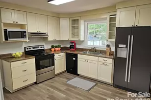 1109 Reid Harkey Rd, Matthews, NC 28105 - Photo 9
