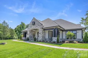 6407 Barcelona Wy, Charlotte, NC 28214 - Photo 13