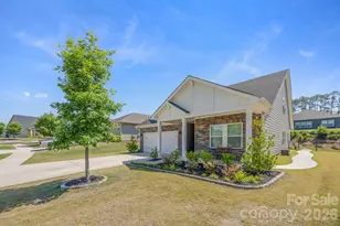 6407 Barcelona Wy, Charlotte, NC 28214 - Photo 5