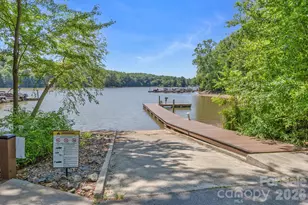 6407 Barcelona Wy, Charlotte, NC 28214 - Photo 19