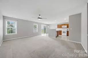 2155 Edenderry Dr, Statesville, NC 28625 - Photo 5