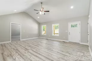 1630 Riddle Rd, Clover, SC 29710 - Photo 7