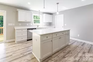 1630 Riddle Rd, Clover, SC 29710 - Photo 13