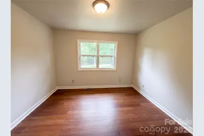 565 Rutledge Drive, Catawba, SC 29704 - Photo 9