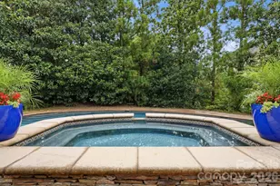 8700 Challis Farm Rd, Charlotte, NC 28226 - Photo 11
