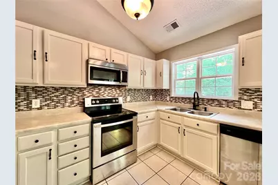 6331 Nature Walk Drive, Charlotte, NC 28212 - Photo 7