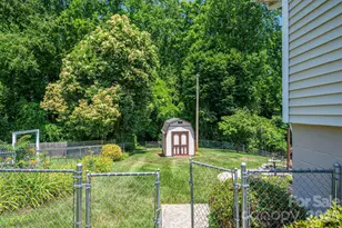 712 Crestwood Ave, Gastonia, NC 28054 - Photo 3
