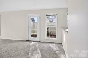 1911 Flushing Ct, Charlotte, NC 28215 - Photo 13