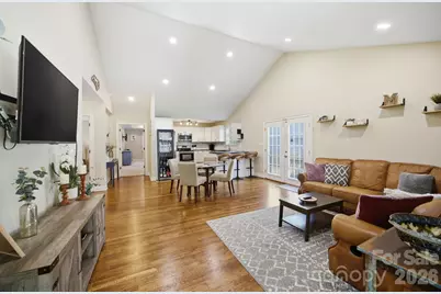 1742 Dunkirk Drive, Charlotte, NC 28203 - Photo 3