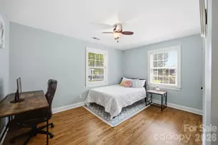 1742 Dunkirk Dr, Charlotte, NC 28203 - Photo 21