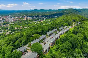536 Windswept Dr, Asheville, NC 28801 - Photo 3