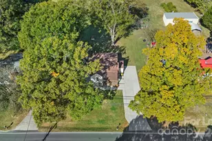 1316 Mecklenburg Hwy, Mooresville, NC 28115 - Photo 23