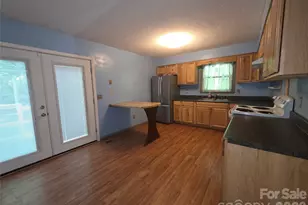 165 Mt Eire Dr, Sylva, NC 28779 - Photo 5