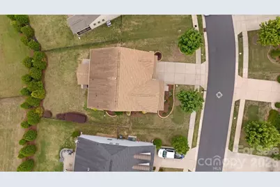 17534 Austins Creek Drive, Charlotte, NC 28278 - Photo 45