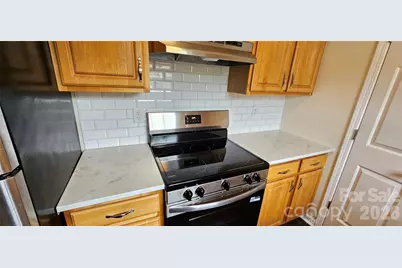 605 Carlyle Way, Asheville, NC 28803 - Photo 5