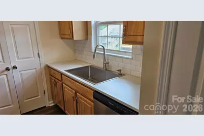 605 Carlyle Way, Asheville, NC 28803 - Photo 3