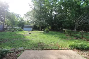 1513 Pine Mountain Rd, Charlotte, NC 28214 - Photo 33