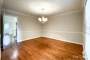 731 Ashmeade Rd, Charlotte, NC 28211 - Photo 3