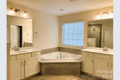 9015 Manor Oak Court, Charlotte, NC 28277 - Photo 21