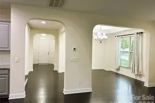 9015 Manor Oak Ct, Charlotte, NC 28277 - Photo 15