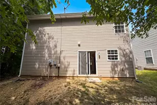 1131 Jordans Pond Ln, Charlotte, NC 28214 - Photo 5