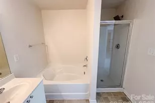1131 Jordans Pond Ln, Charlotte, NC 28214 - Photo 11